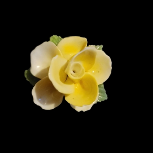 Vintage Yellow Rose Brooch Bone China Made in England Pin Cottagecore - Picture 3 of 9